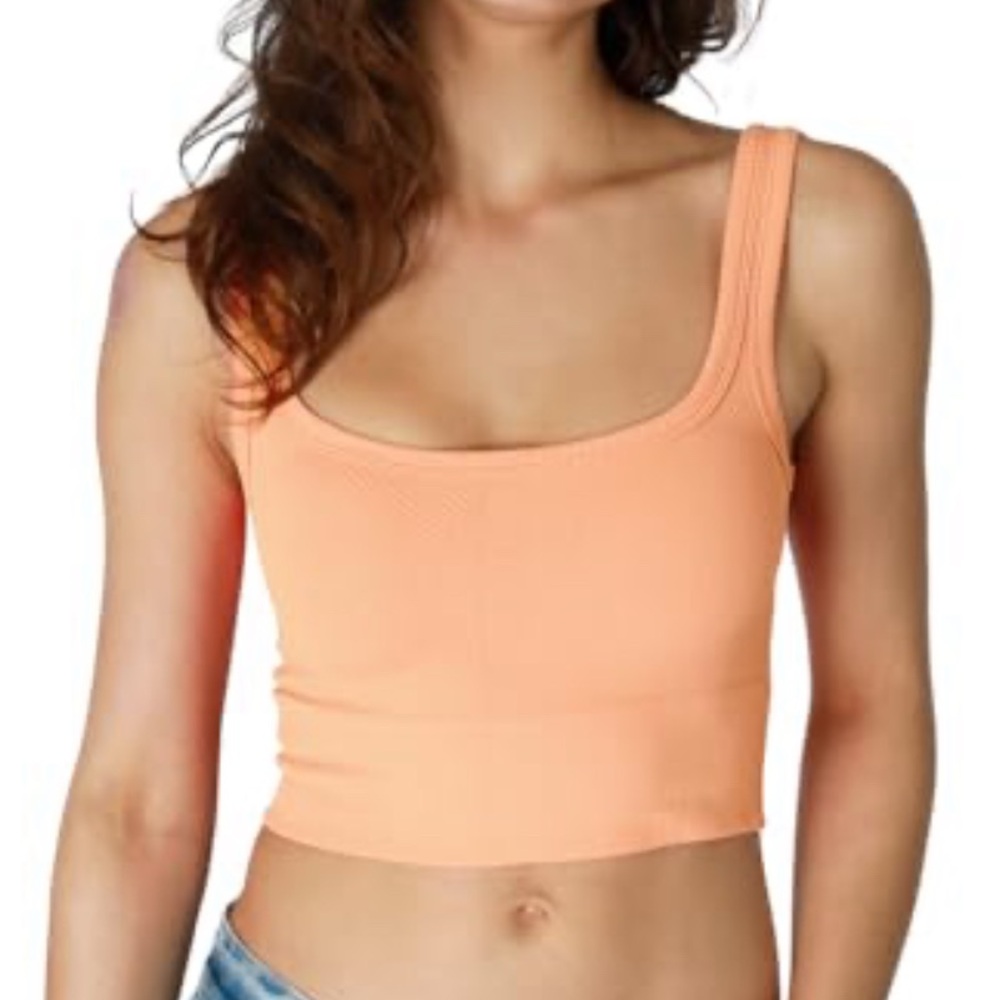 Nikibiki peach colored cropped tank